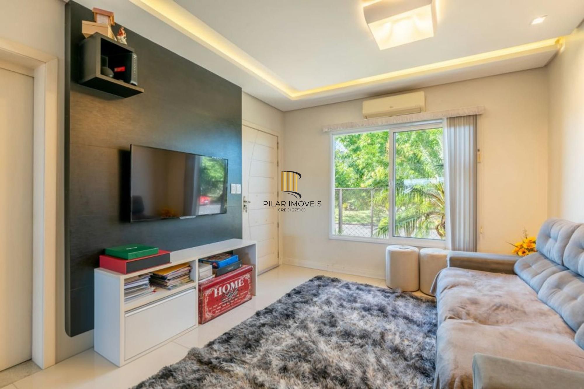 Casa em condomínio de 3 dormitórios,2 vagas e churrasqueira no bairro Agronomia