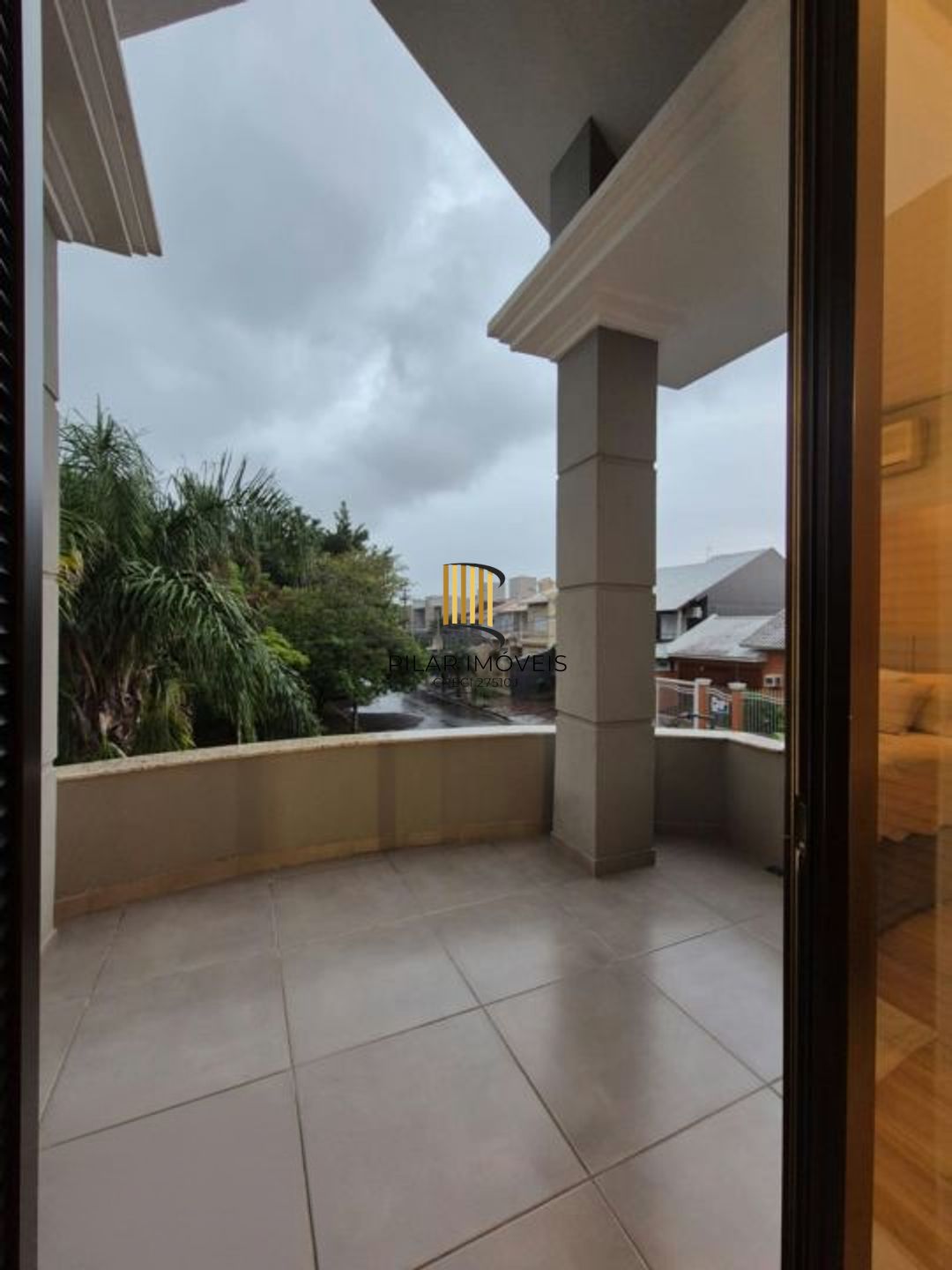 Casa de 3 dormitórios e 2 vagas de garagem coberta Canoas.