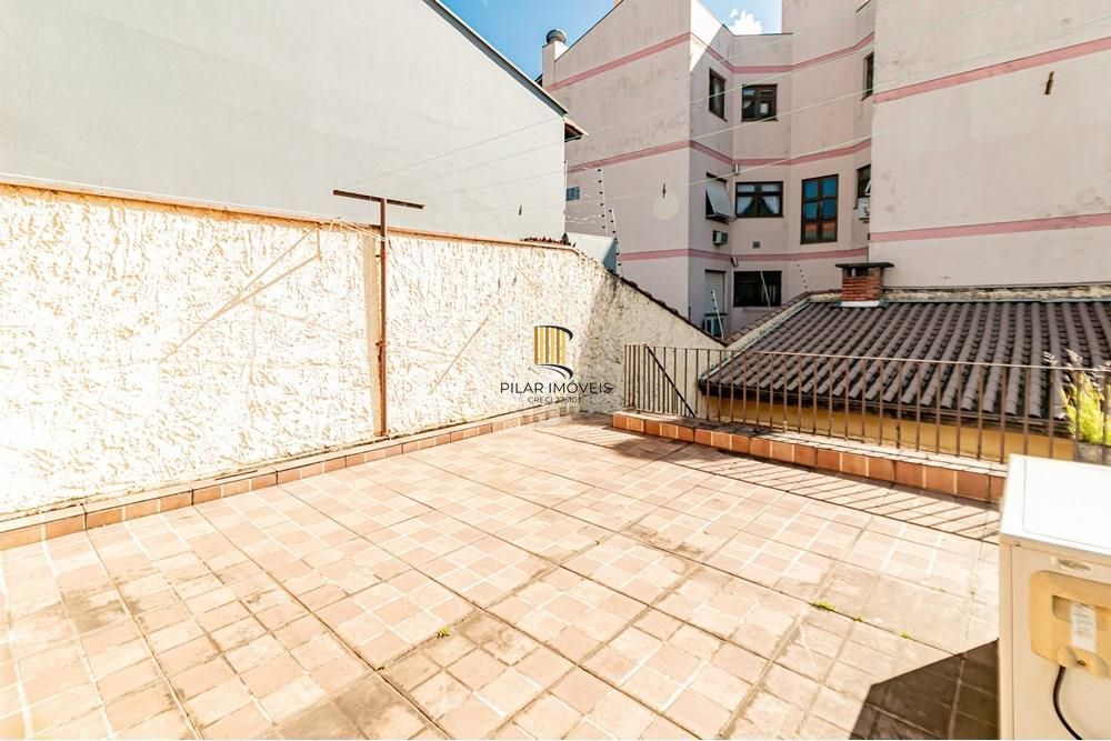 Casa com 3 dormitórios e 185m² no bairro higienópolis
