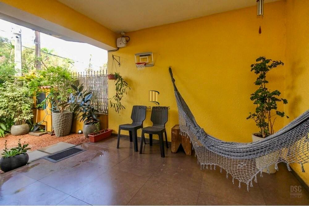 Casa com 3 Quartos 2 vagas cobertas, 155 m²  Bairro Espírito Santo Guarujá