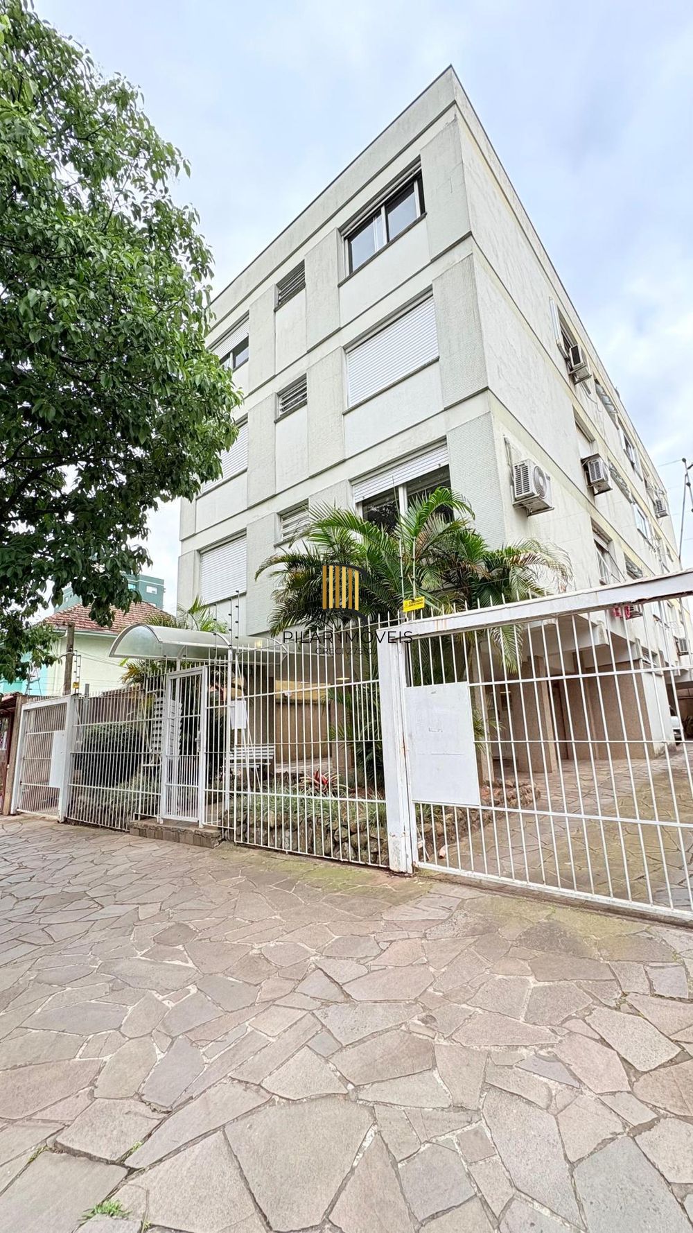 Apartamento mobiliado de 1 quarto e 1 vaga coberta no bairro Higienópolis