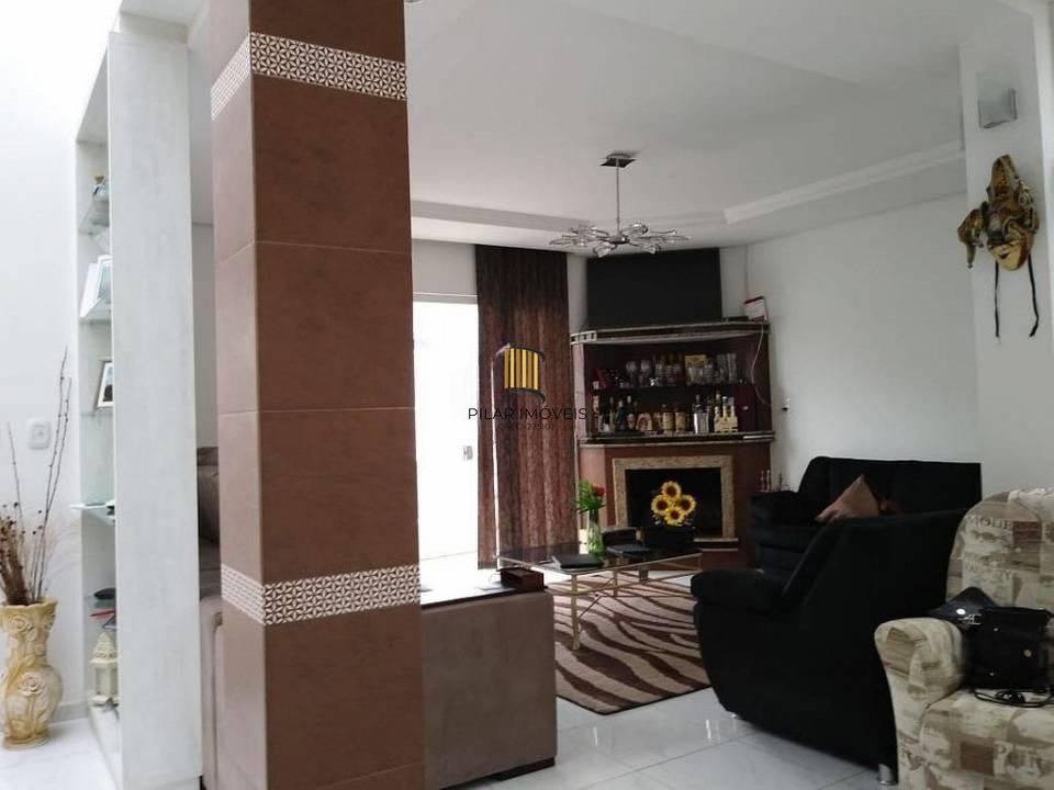 Casa em Condomínio com 3 quartos, 1 suíte e 288m² à venda no Ecoville.