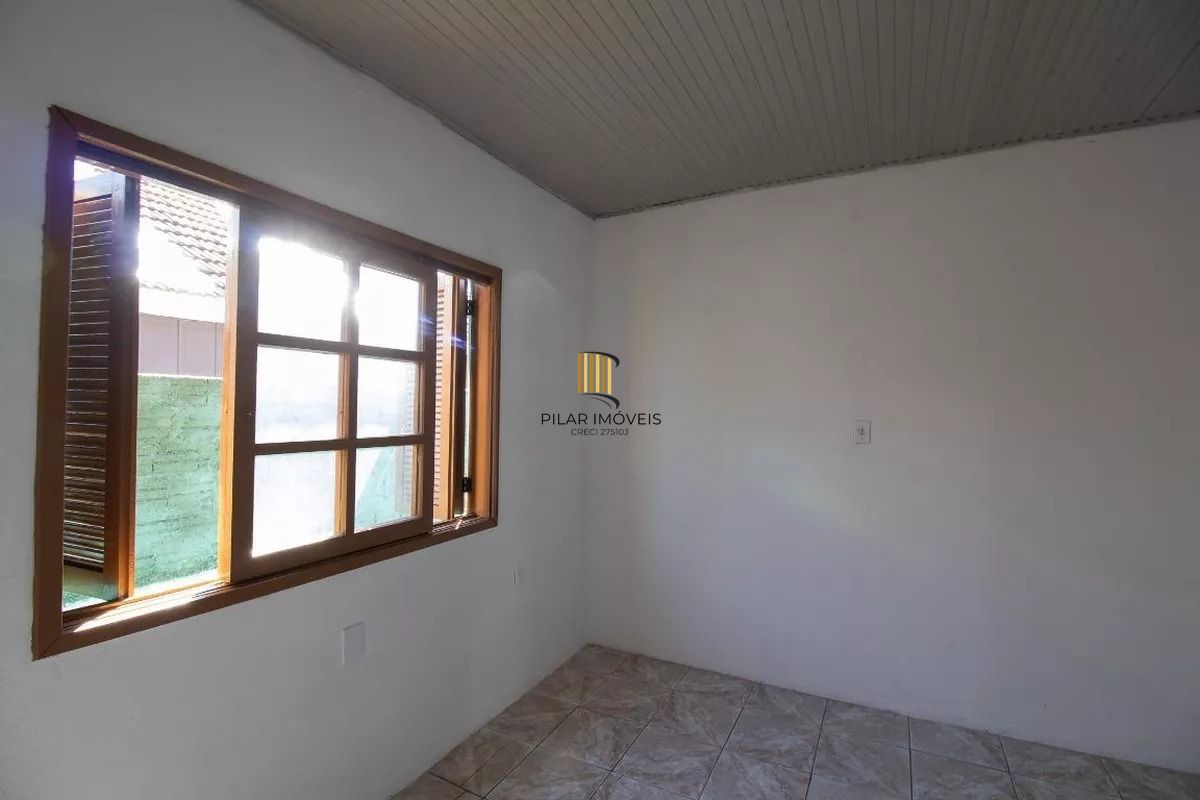 Casa 300m² à Venda na Vila Ipiranga . 2 Quartos, 2 Vagas, Salão e Churrasqueira
