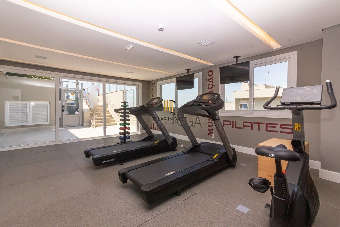 Apartamento com 1  Dormitório com piscina e Elevador no Centro de Canoas.