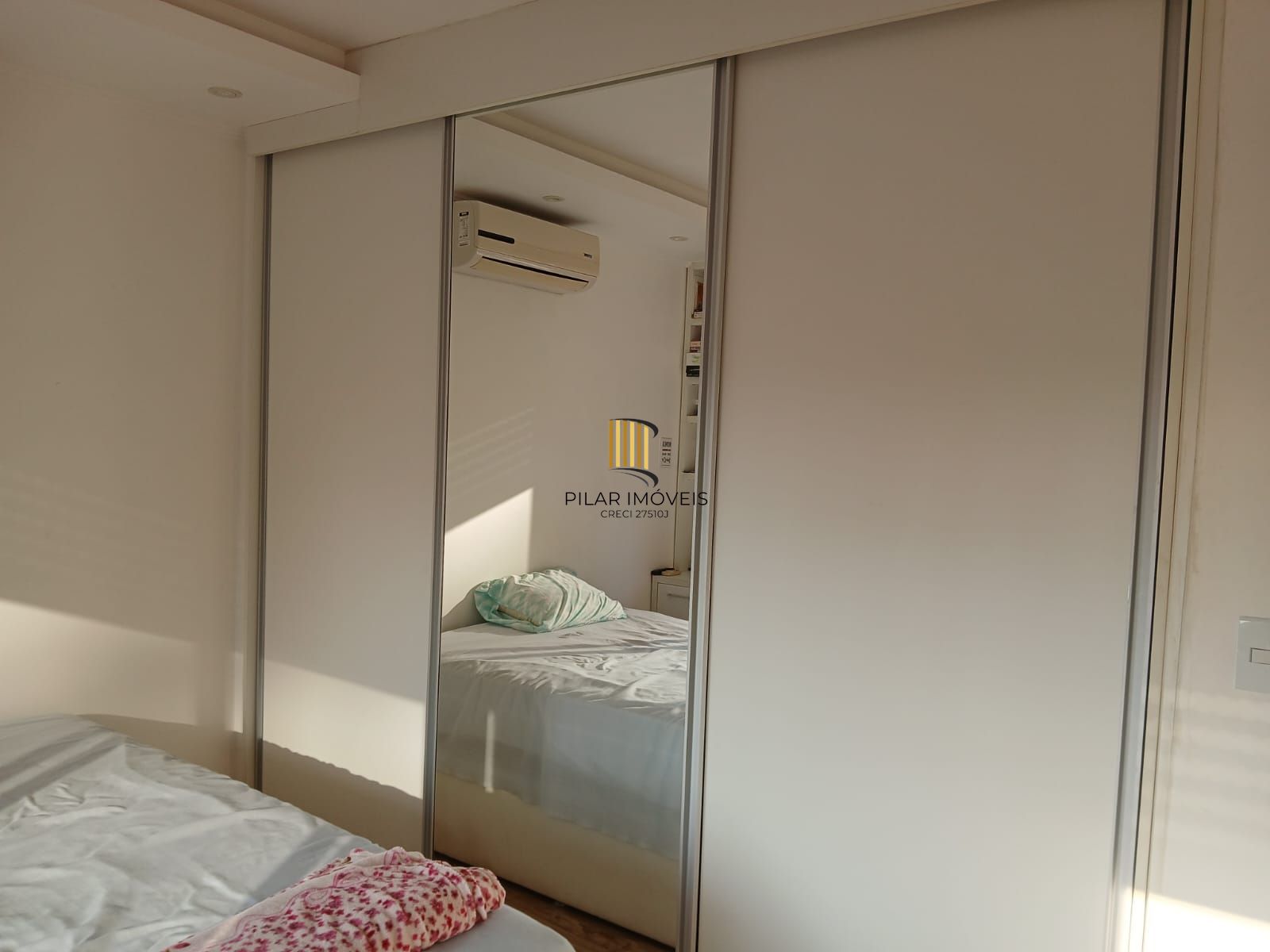 Apartamento com 3 quartos(1 suíte) e 1 vaga de garagem no Bairro Jardim Lindóia