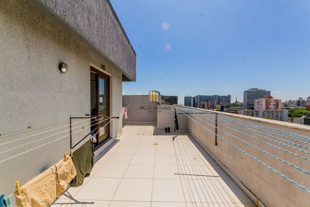Apartamento à venda com 2 quartos 65 m²