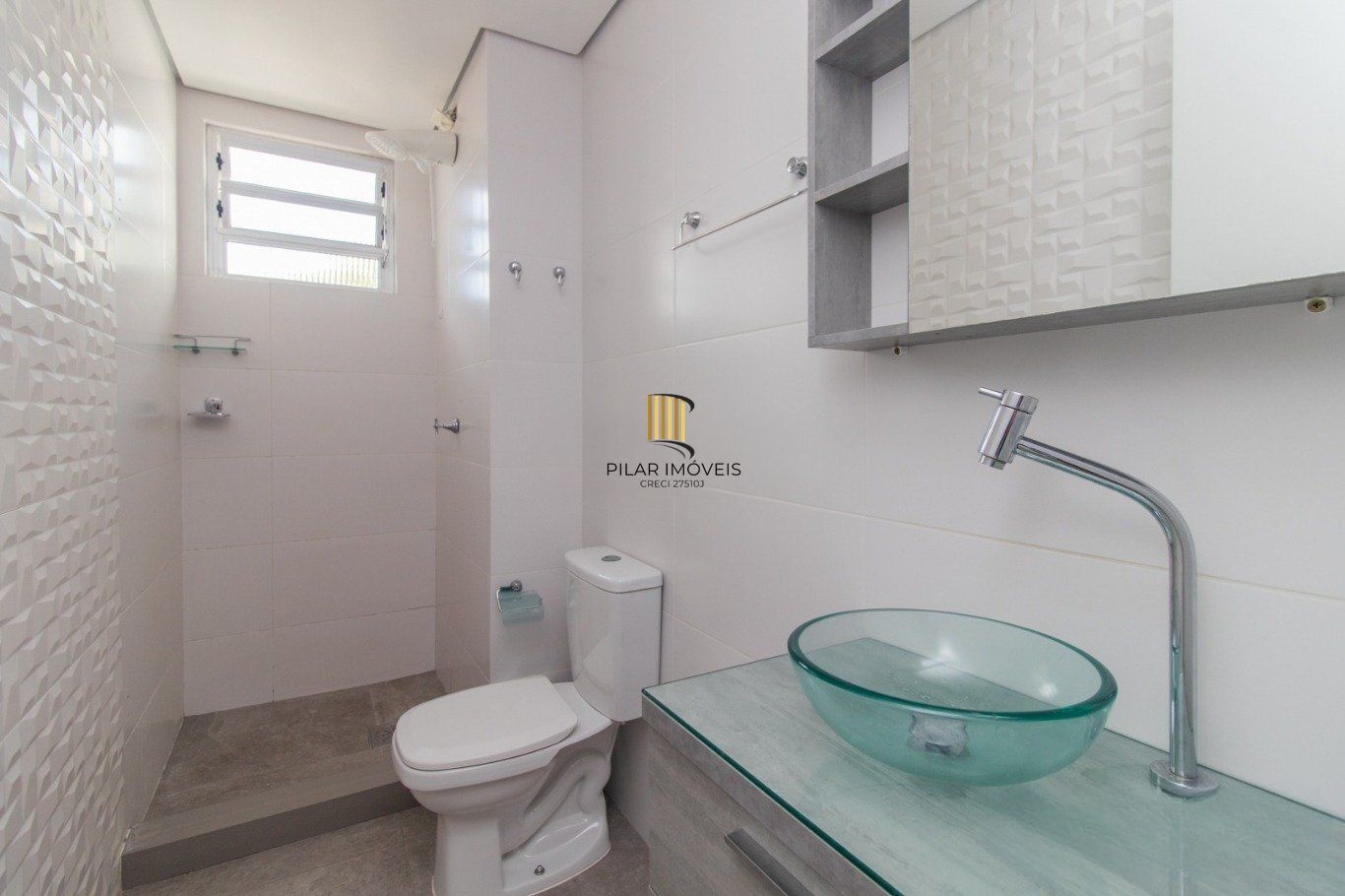 Apartamento de 1 dormitório, elevador no bairro Nonoai em  Porto Alegre.