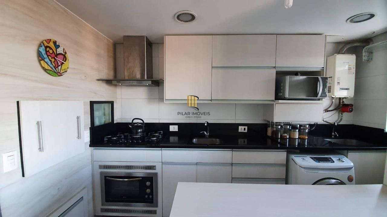 Apartamento de 2 quartos com 49 metros e 1 vaga de garagem andar alto.