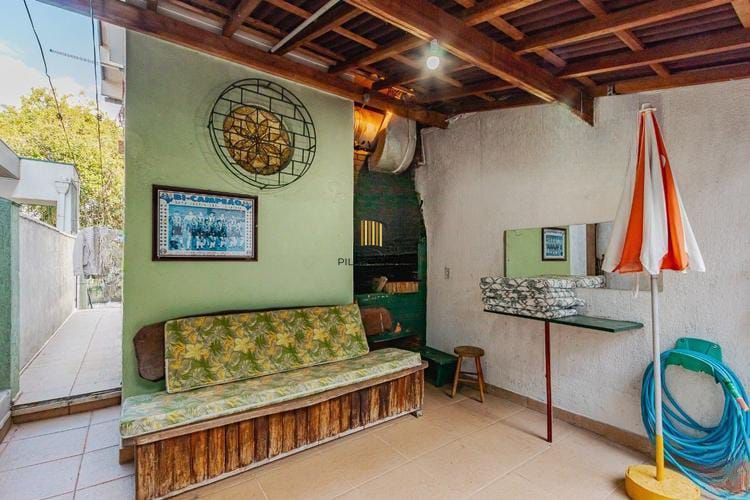 Casa com 6 quartos no Bairro Higienópolis