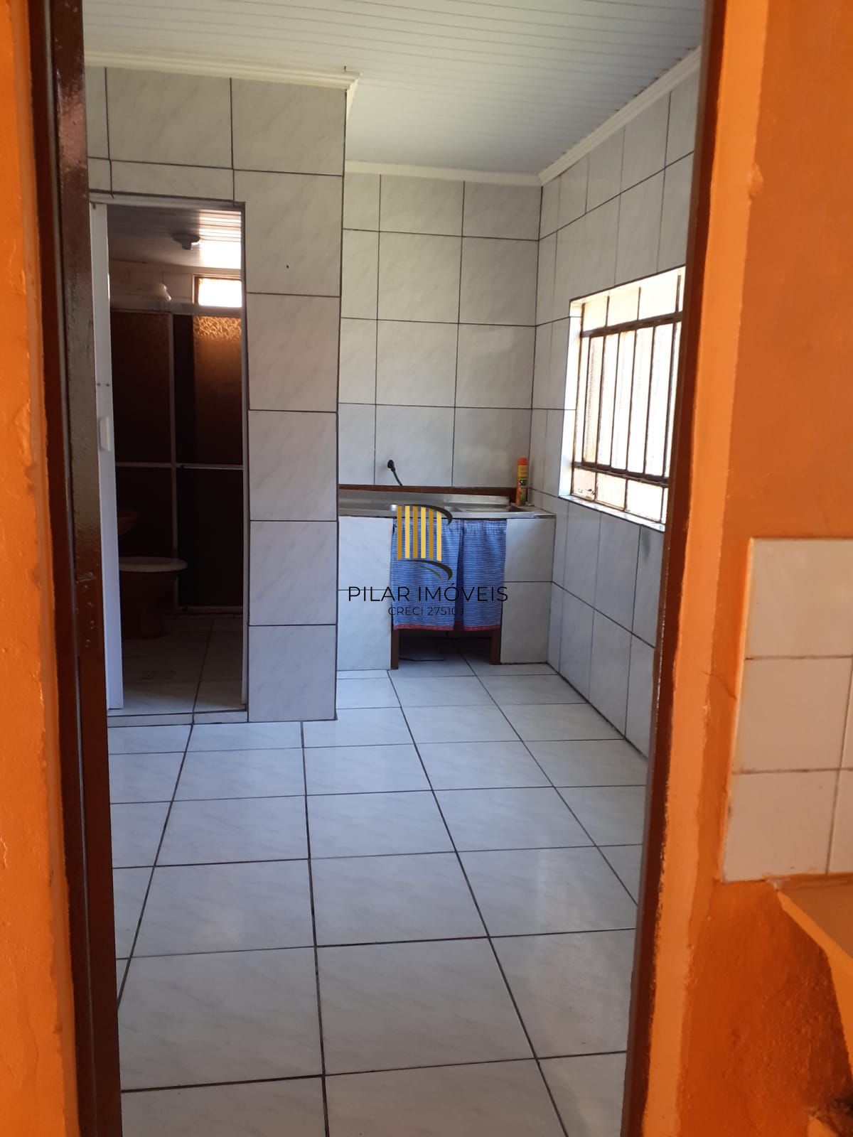 Duas Casas no Mesmo Terreno com 169m² e Entradas Independentes