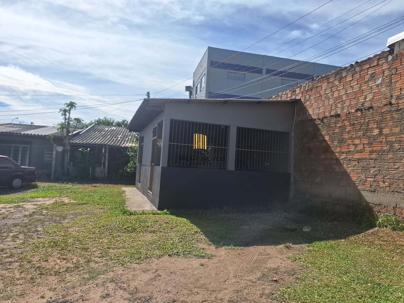 Apartamento 2 dormitórios 1 vaga de garagem no Bairro Maria Regina Alvorada
