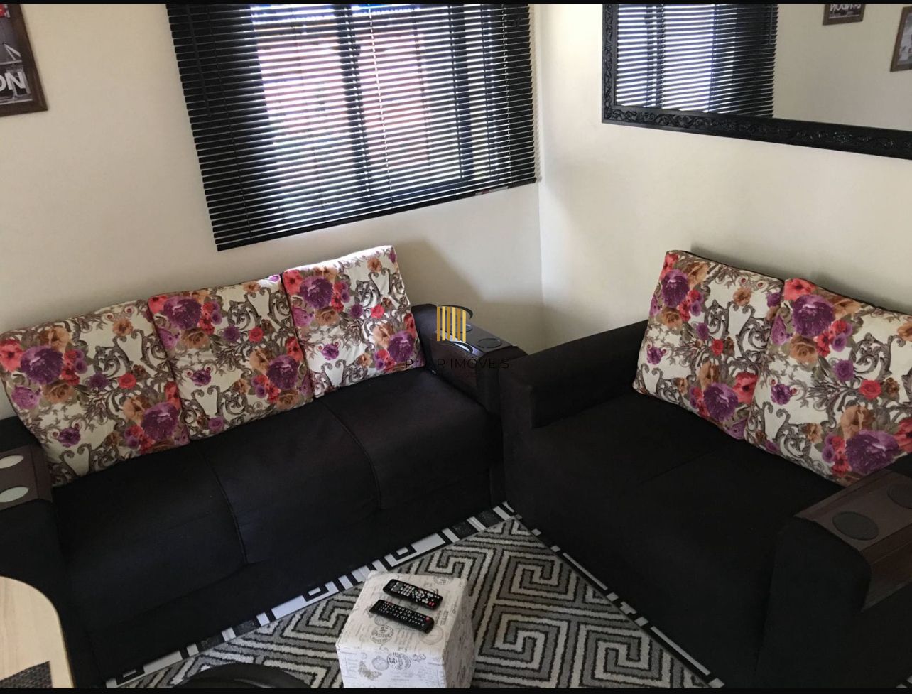 Apartamento com 2 dormitórios no Bairro Vila Nova