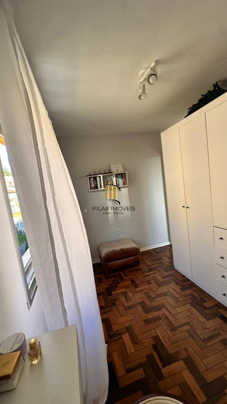 Apartamento com 2 quarto, 51m², 1 vaga à venda no bairro Cristal, Porto Alegre.