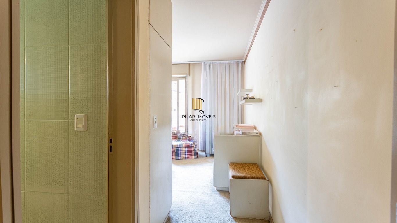 Apartamento mobiliado 3 dormitórios no bairro Petrópolis