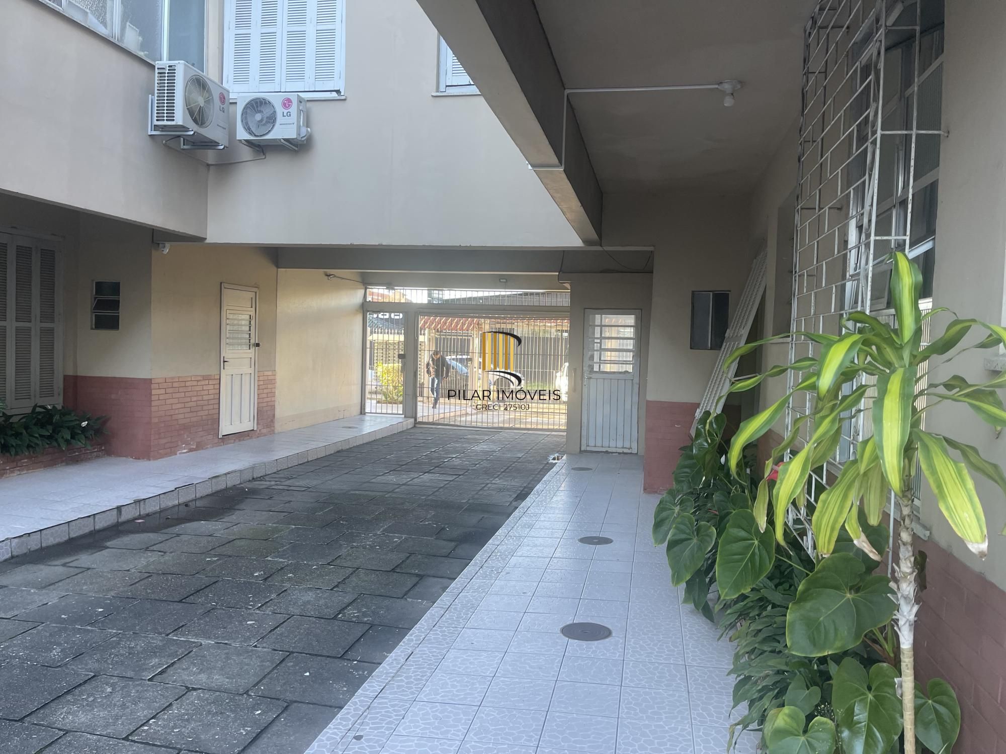 Apartamento com 3 Quartos e 1 banheiro à Venda, 98 m²  Santa Maria Goretti
