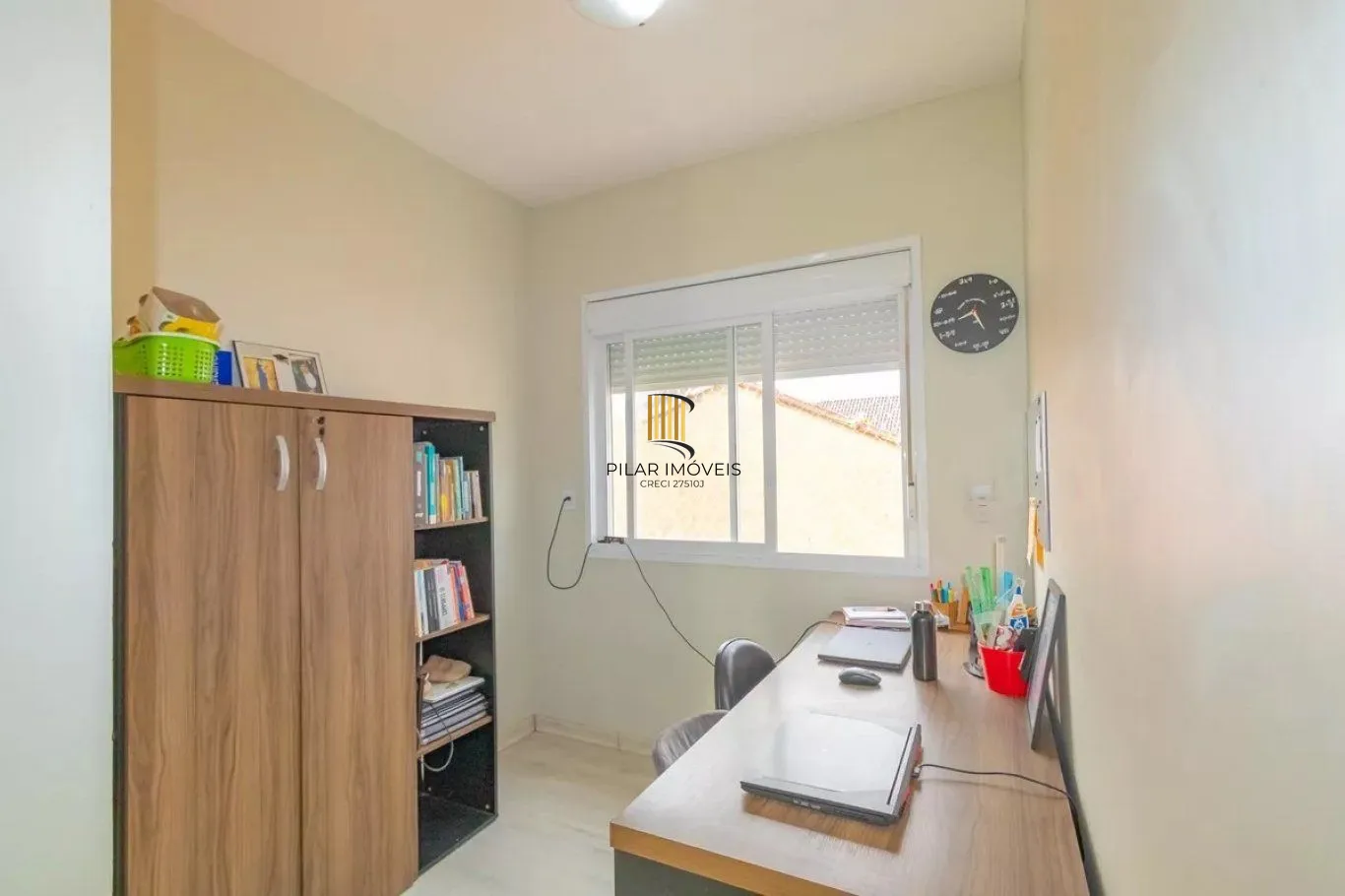 Casa de 3 dormitórios e 3 vagas de garagem em Canoas.