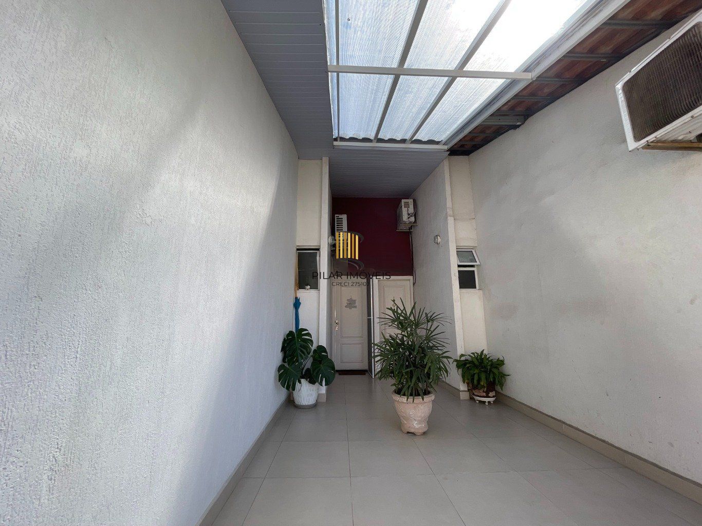 Casa com 3 quartos e 2 vagas em Alvorada no Condomínio Terra Nova