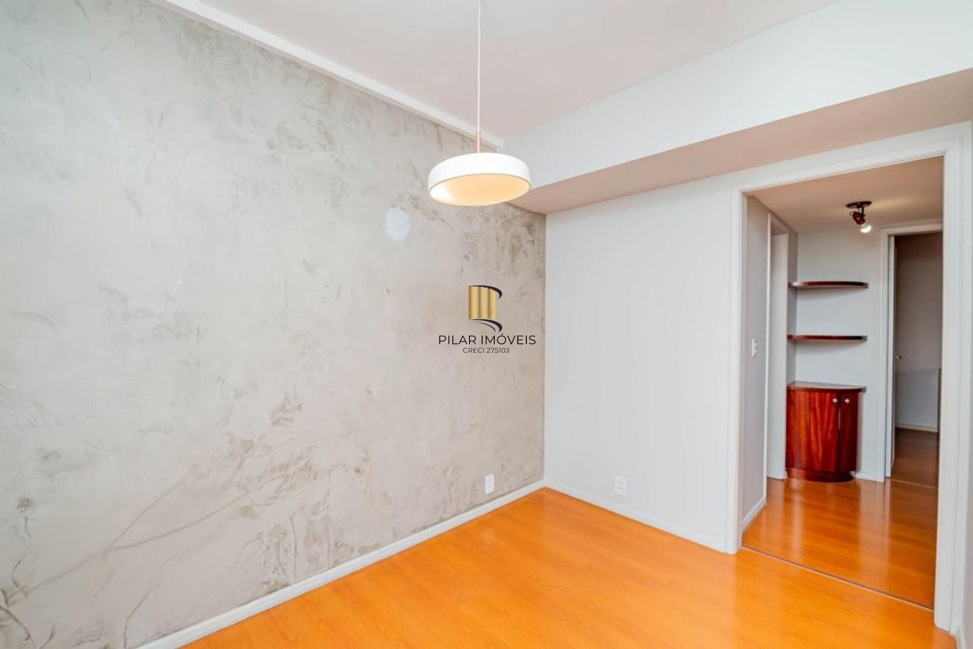 Apartamento 2 dormitórios, 1 vaga, elevador no bairro Higienópolis