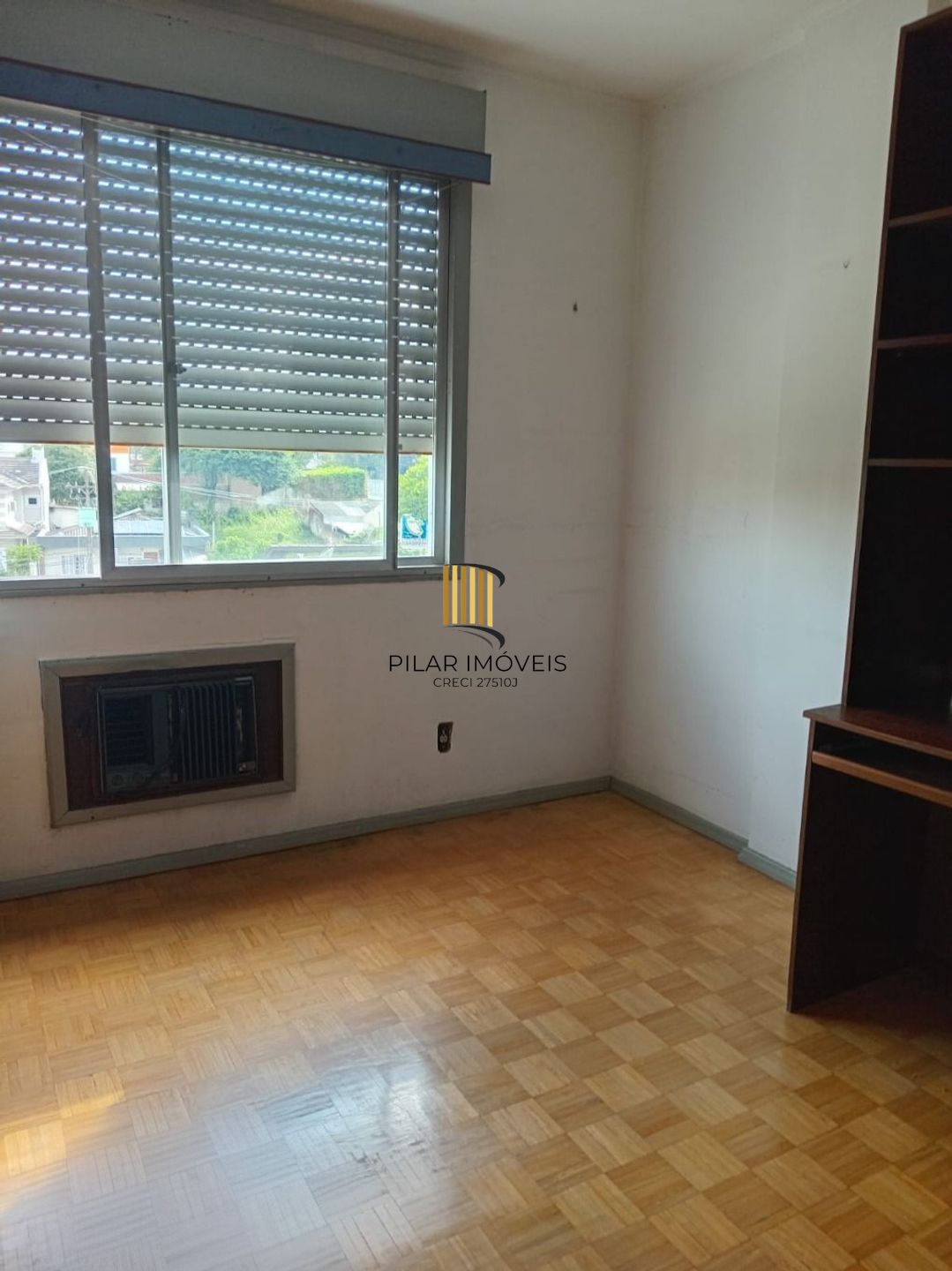 Apartamento de 2 quartos e elevador em Canoas.