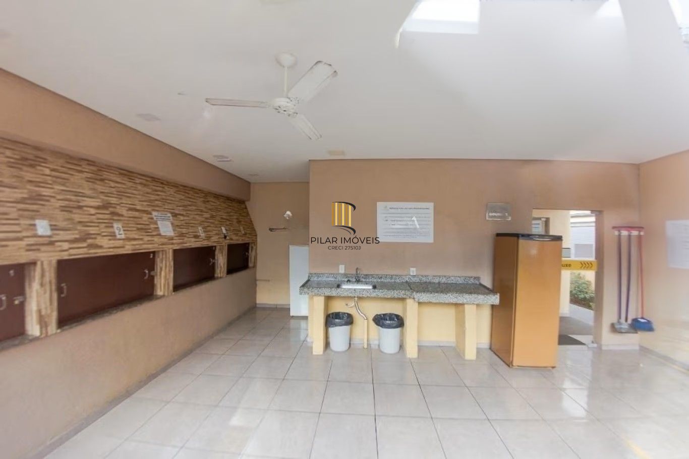 Apartamento térreo, 2 quartos, vaga e  piscina no bairro Jardim Itu