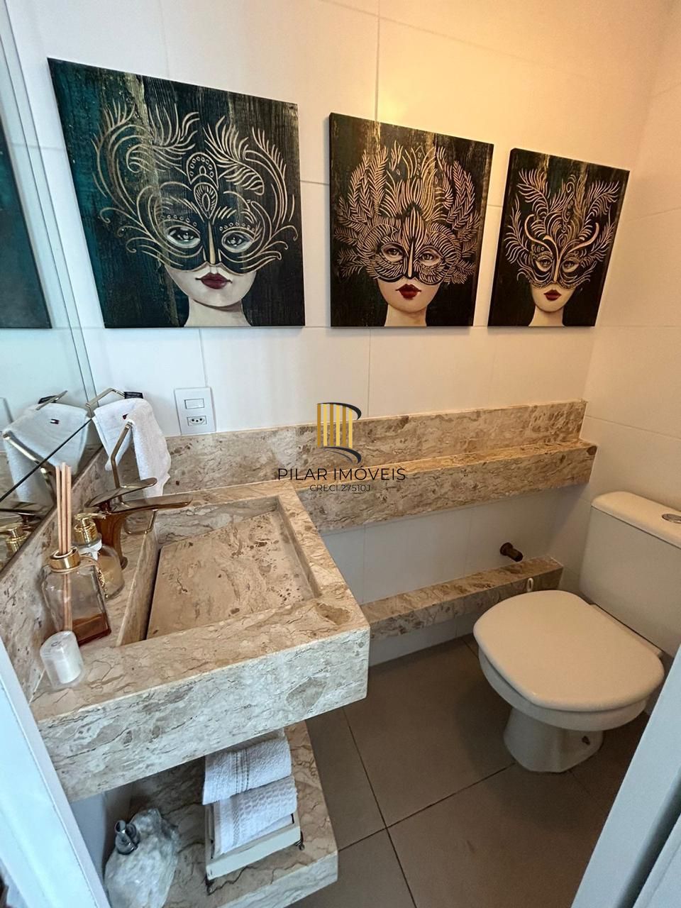 Apartamento Reformado 3 Dorm 1 Suíte, Elevador e 2 Vagas em Novo Hamburgo