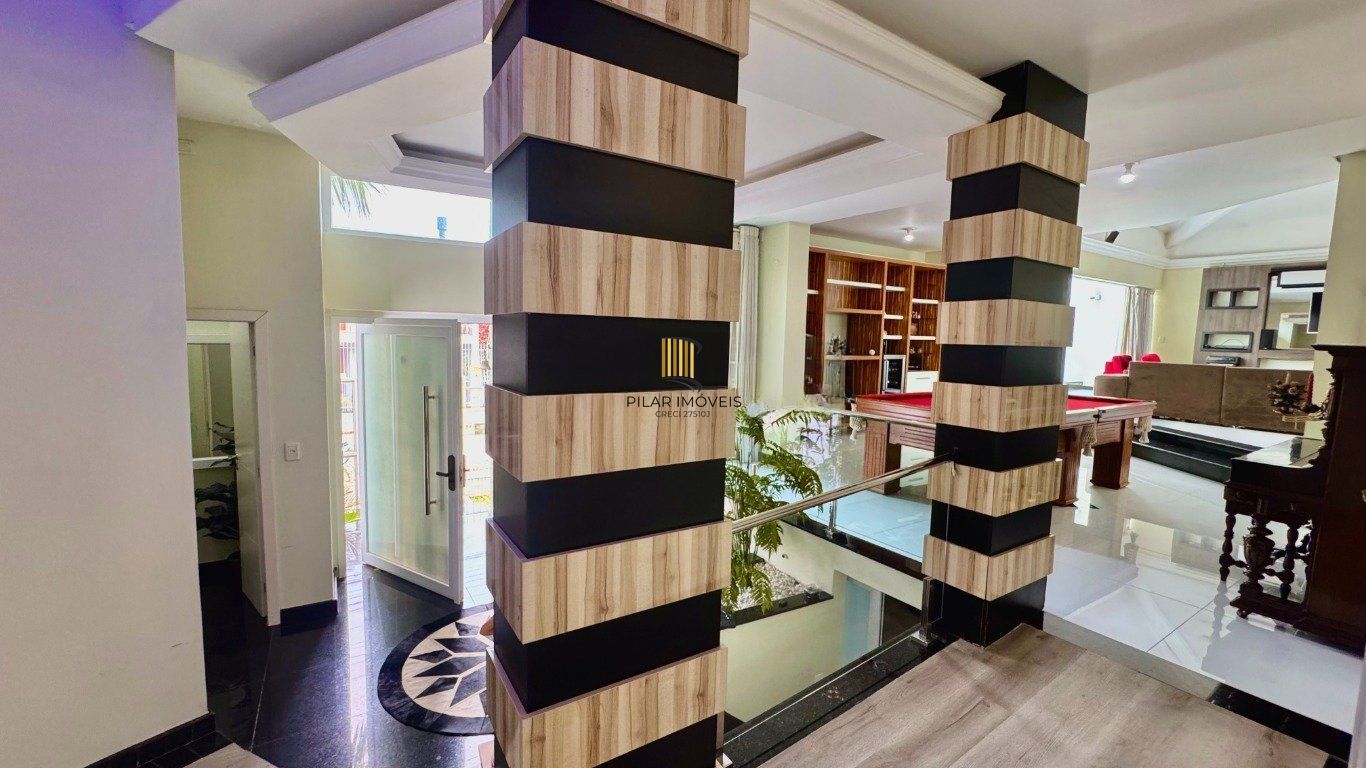 Casa com 4 Quartos e 4 banheiros, 600 m² por R$ 3.790.000 no Jardim Lindóia.