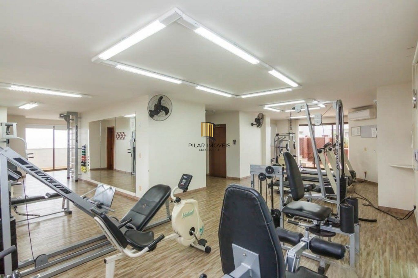 Apartamento à venda com 3 quartos 125 m² no Menino Deus