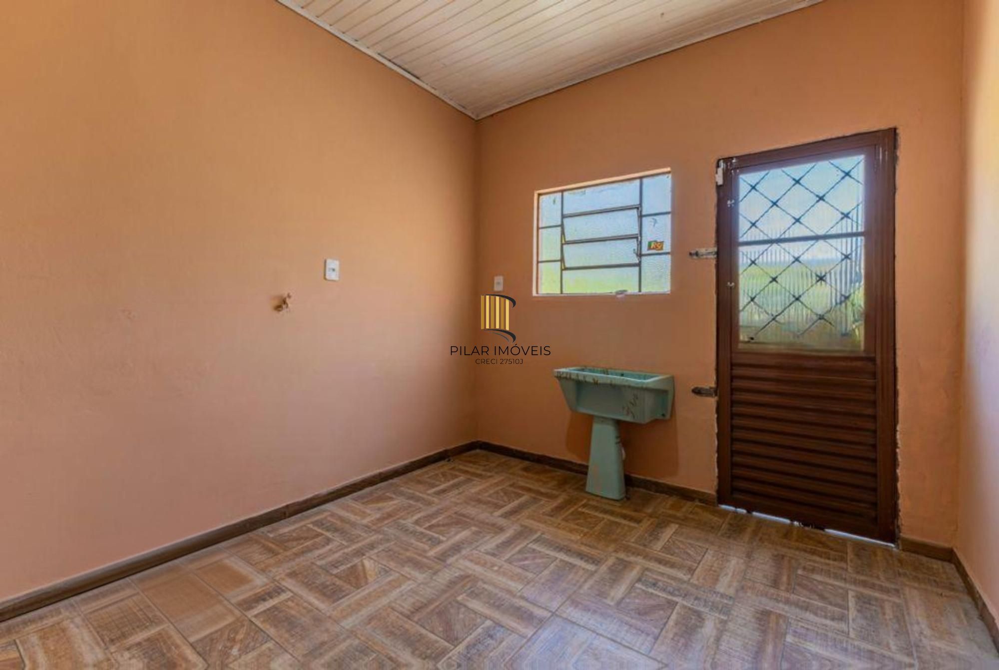 Casa com 3 Quartos e 2 vagas no Bairro Morro Santana
