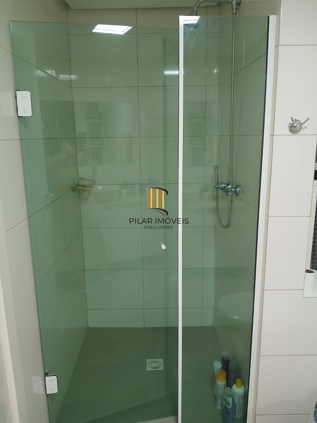 Apartamento com 3 quartos(1 suíte) e 1 vaga de garagem no Bairro Jardim Lindóia