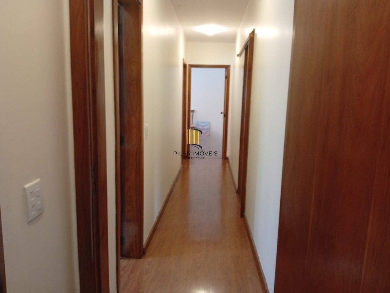 Apartamento com 3 quartos, vaga e sacada no bairro Jardim botânico