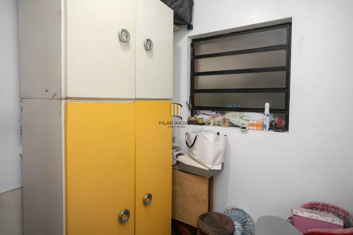 Casa à venda com 280m², 4 quartos e 2 vagas no bairro Auxiliadora