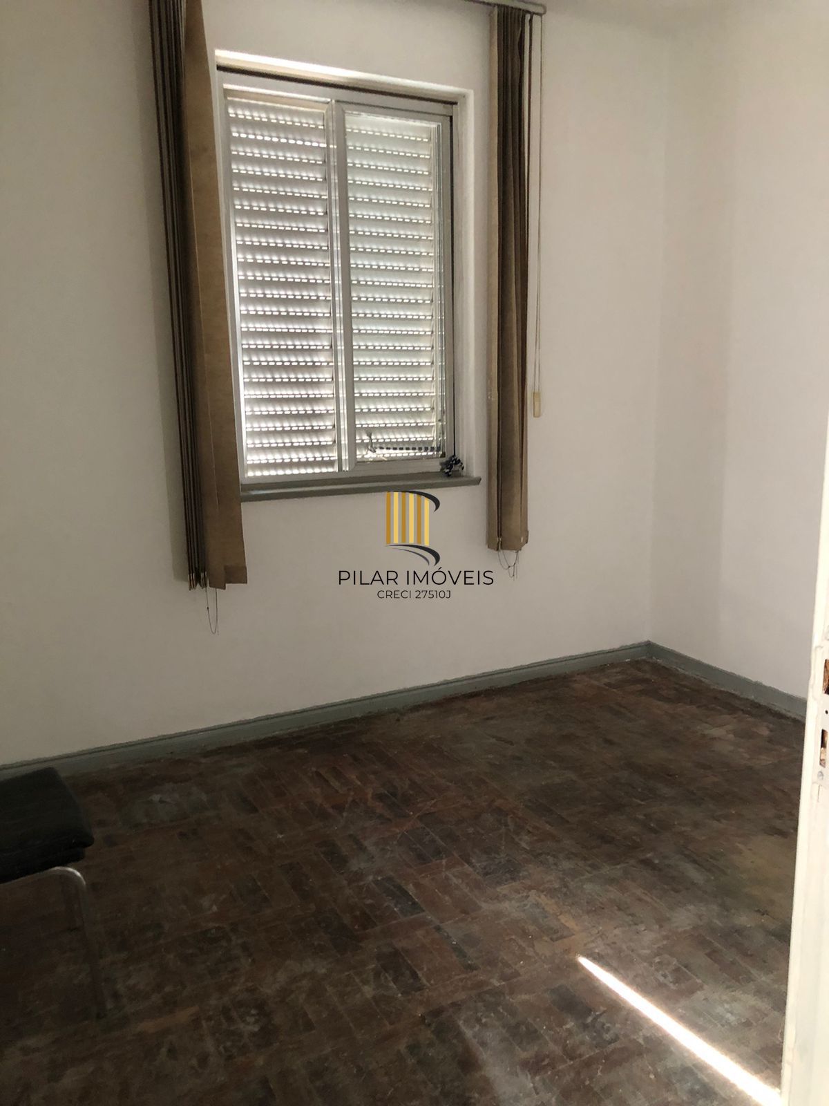 Apartamento à venda com 2 quartos 51 m² no Bairro Passo da Areia