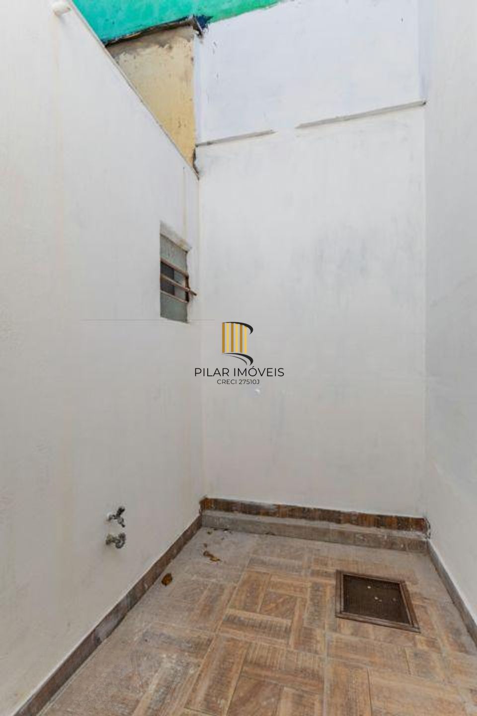 Casa com 3 Quartos e 2 vagas no Bairro Morro Santana