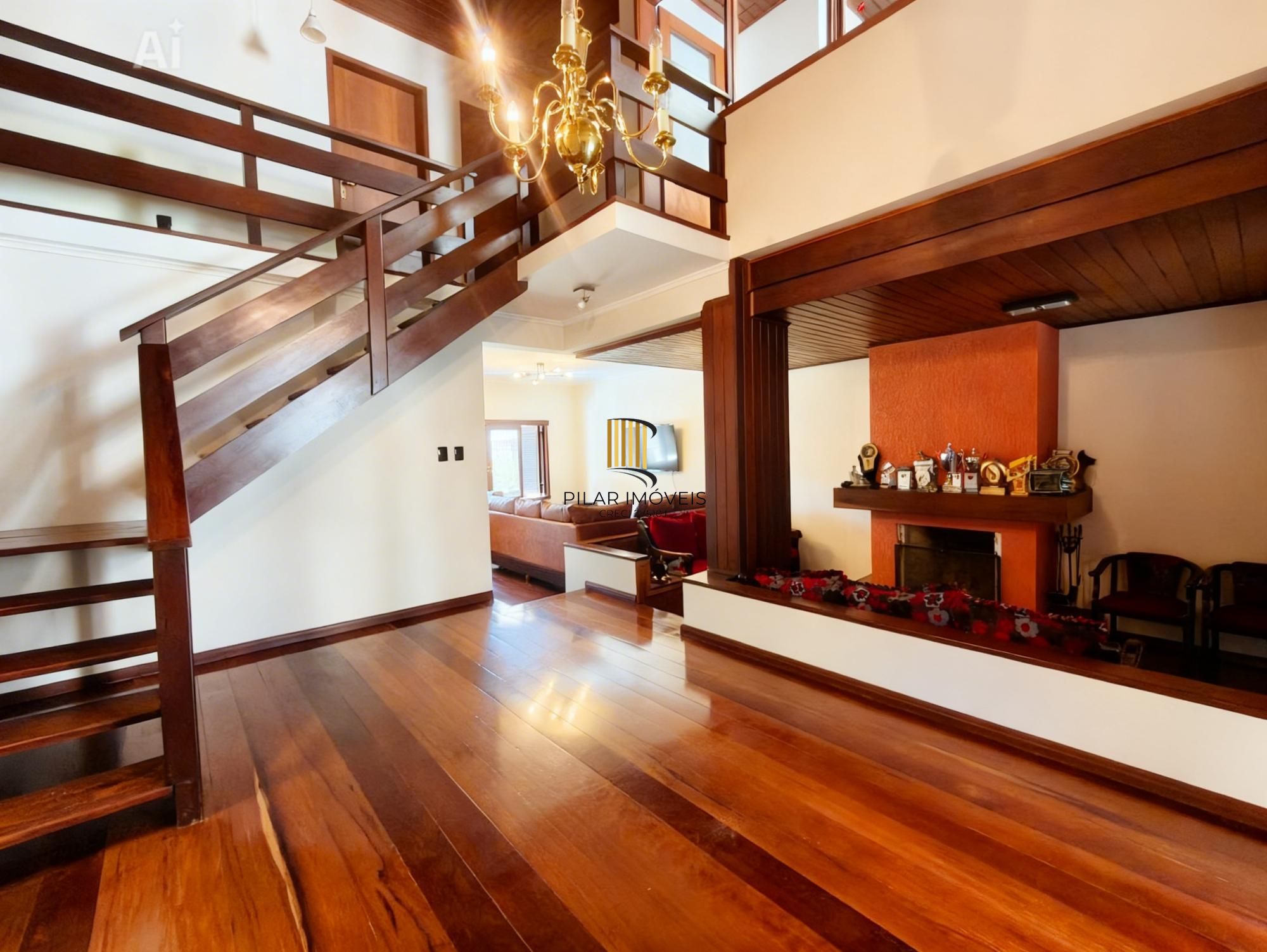 Casa com 4 quartos, piscina, vaga, churrasqueira e Sacada no bairro Jardim Itu