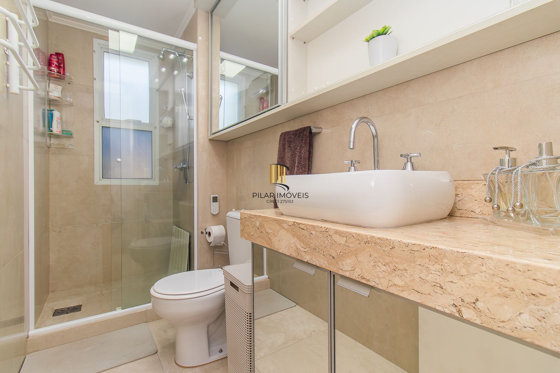 Apartamento MOBILIADO Condomínio Domingo Av. Florianópolis, 95 - Azenha