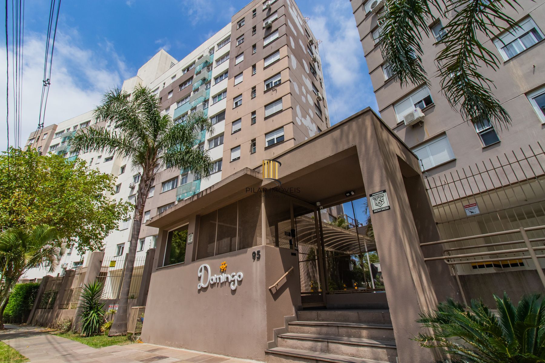Apartamento MOBILIADO Condomínio Domingo Av. Florianópolis, 95 - Azenha