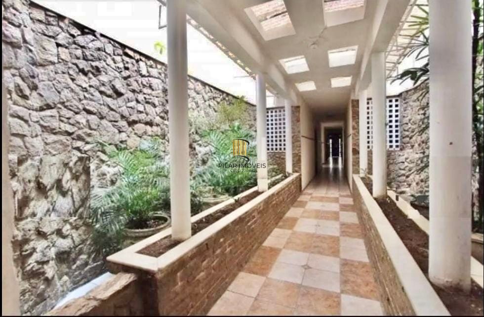 Apartamento garden com pátio Menino Deus