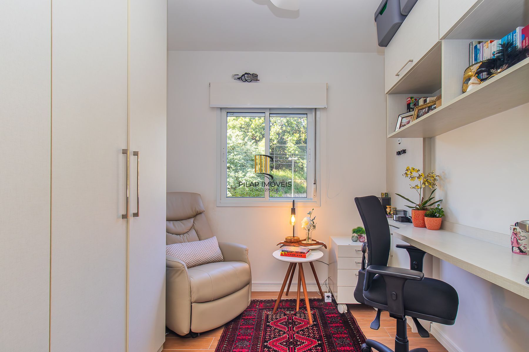 Apartamento MOBILIADO Condomínio Domingo Av. Florianópolis, 95 - Azenha