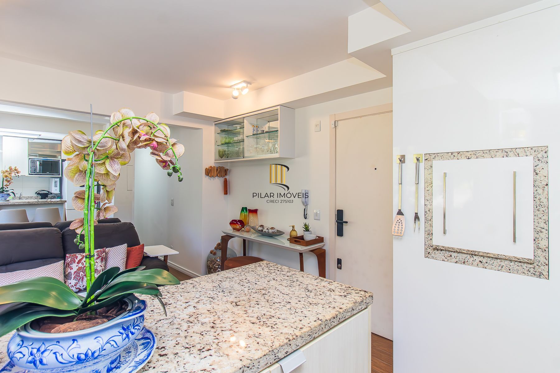 Apartamento MOBILIADO Condomínio Domingo Av. Florianópolis, 95 - Azenha