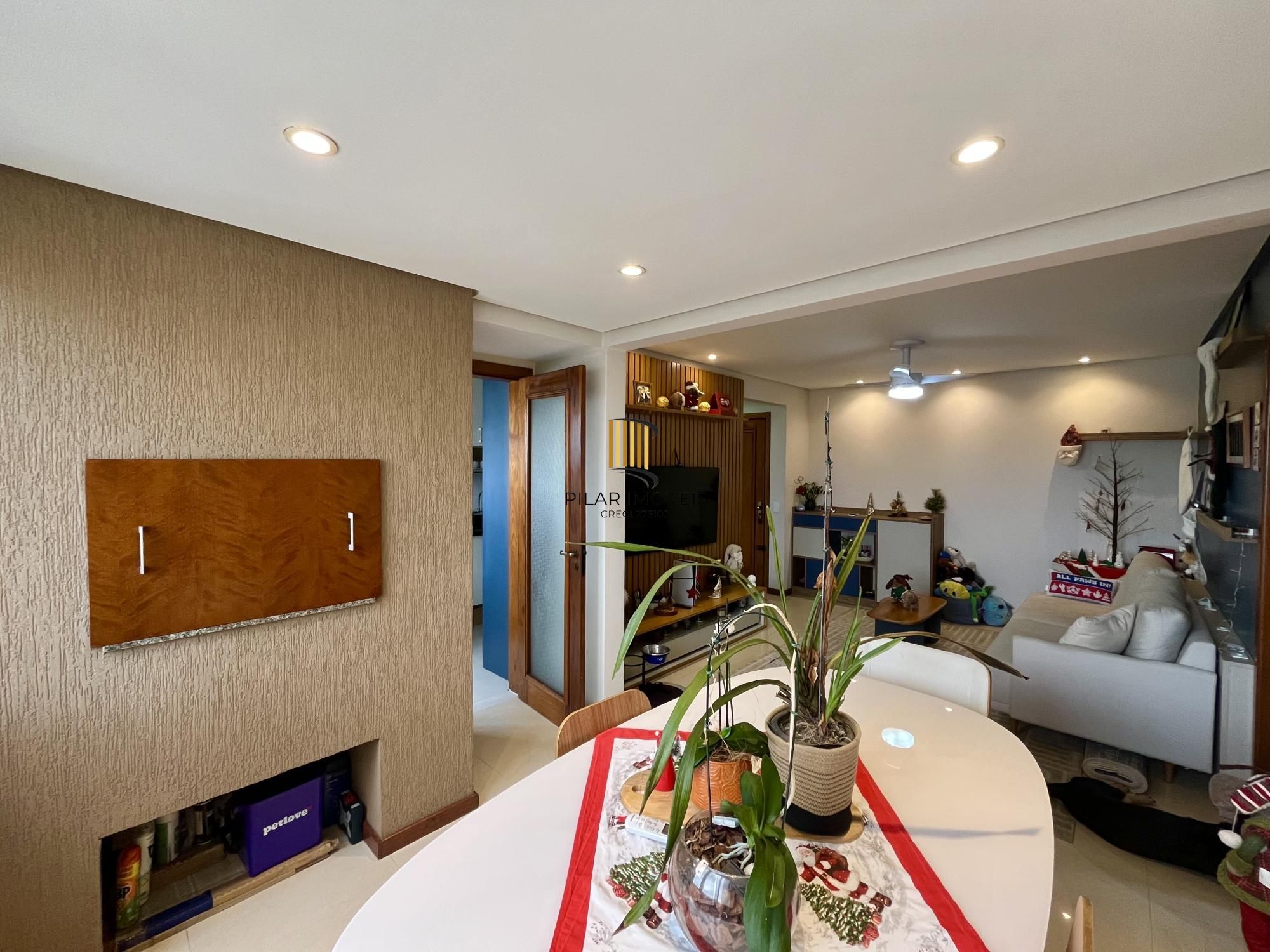 Apartamento semimobiliado em condomínio com infra de lazer no Cristo Redentor