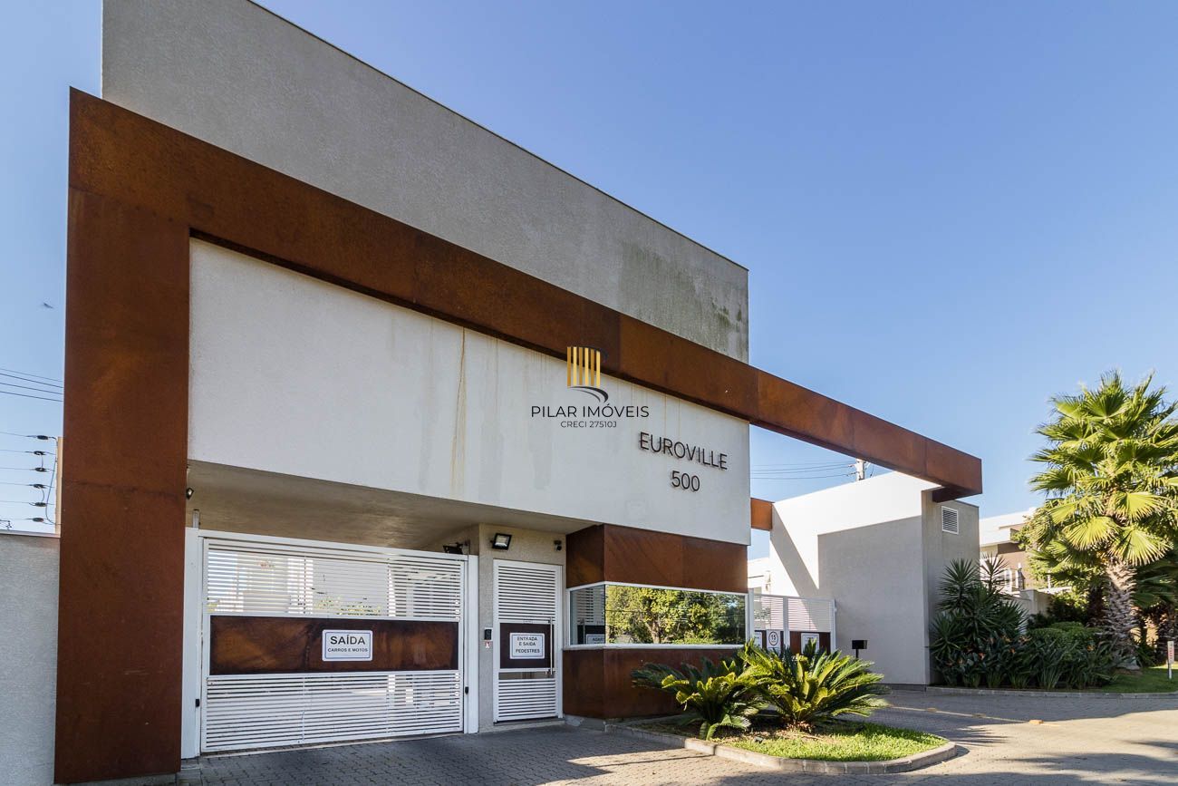 Casa Alto Padrão no condomínio Euroville