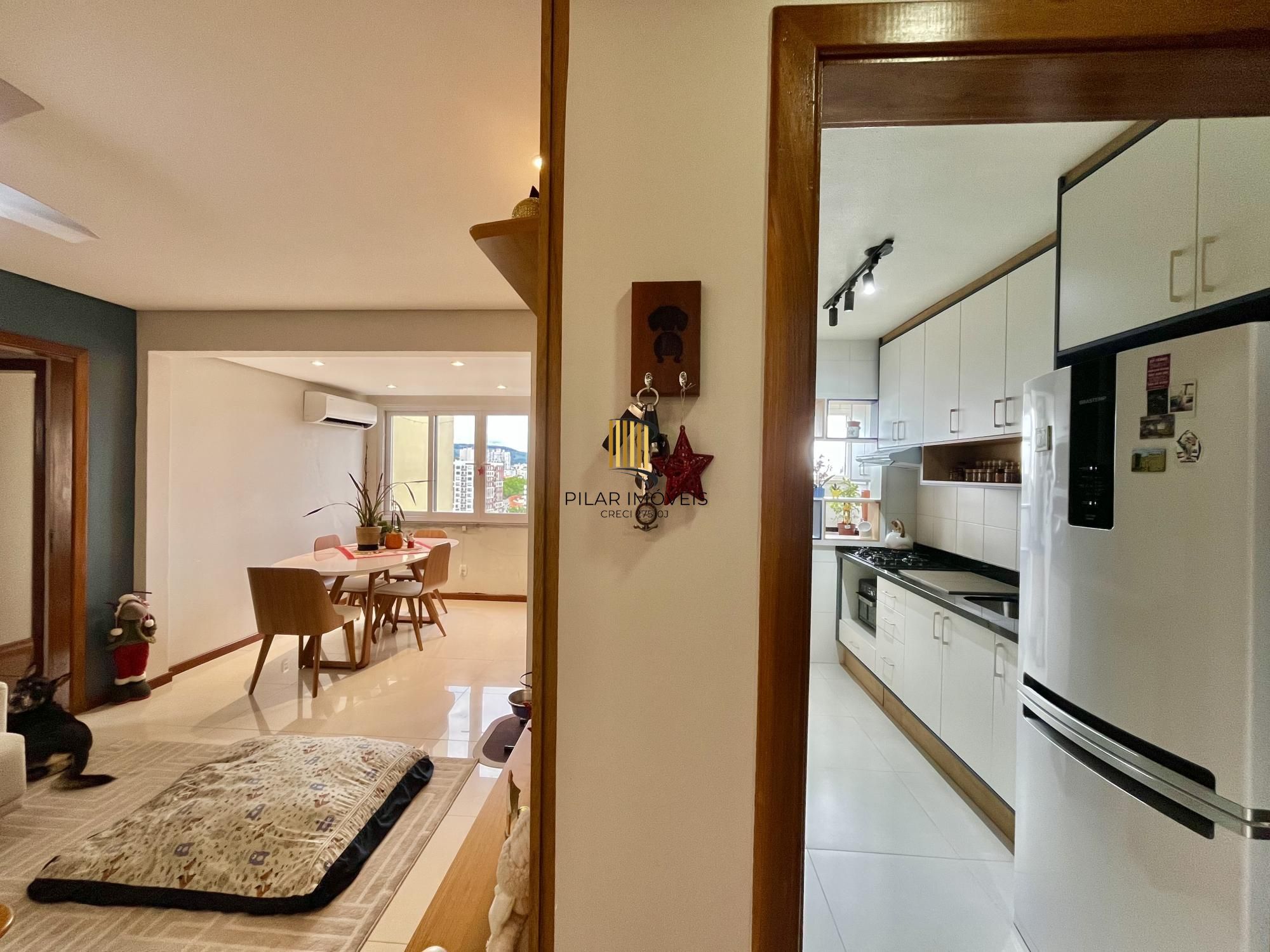 Apartamento semimobiliado em condomínio com infra de lazer no Cristo Redentor