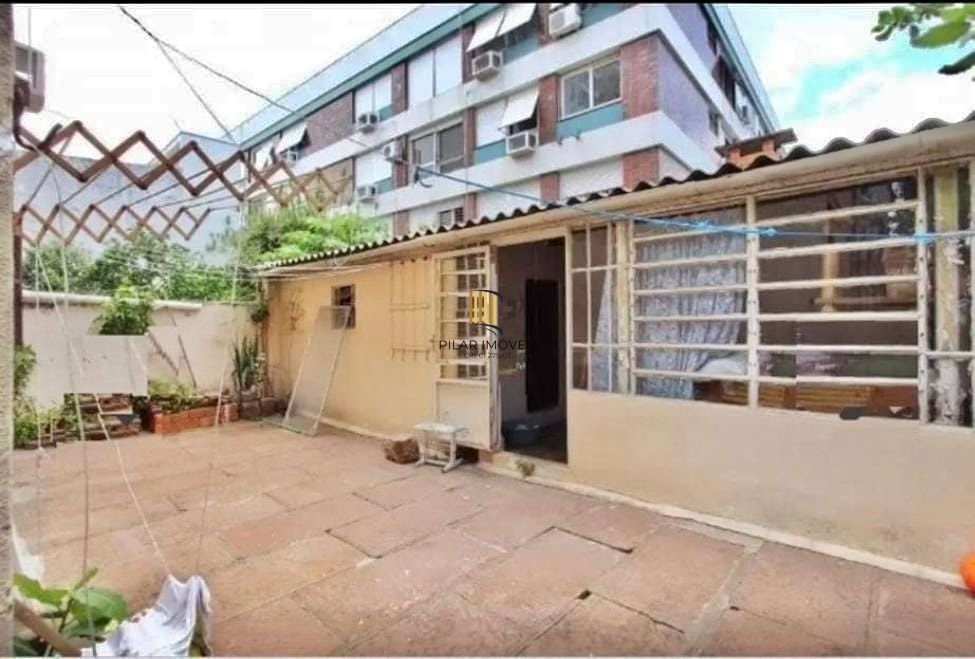 Apartamento garden com pátio Menino Deus