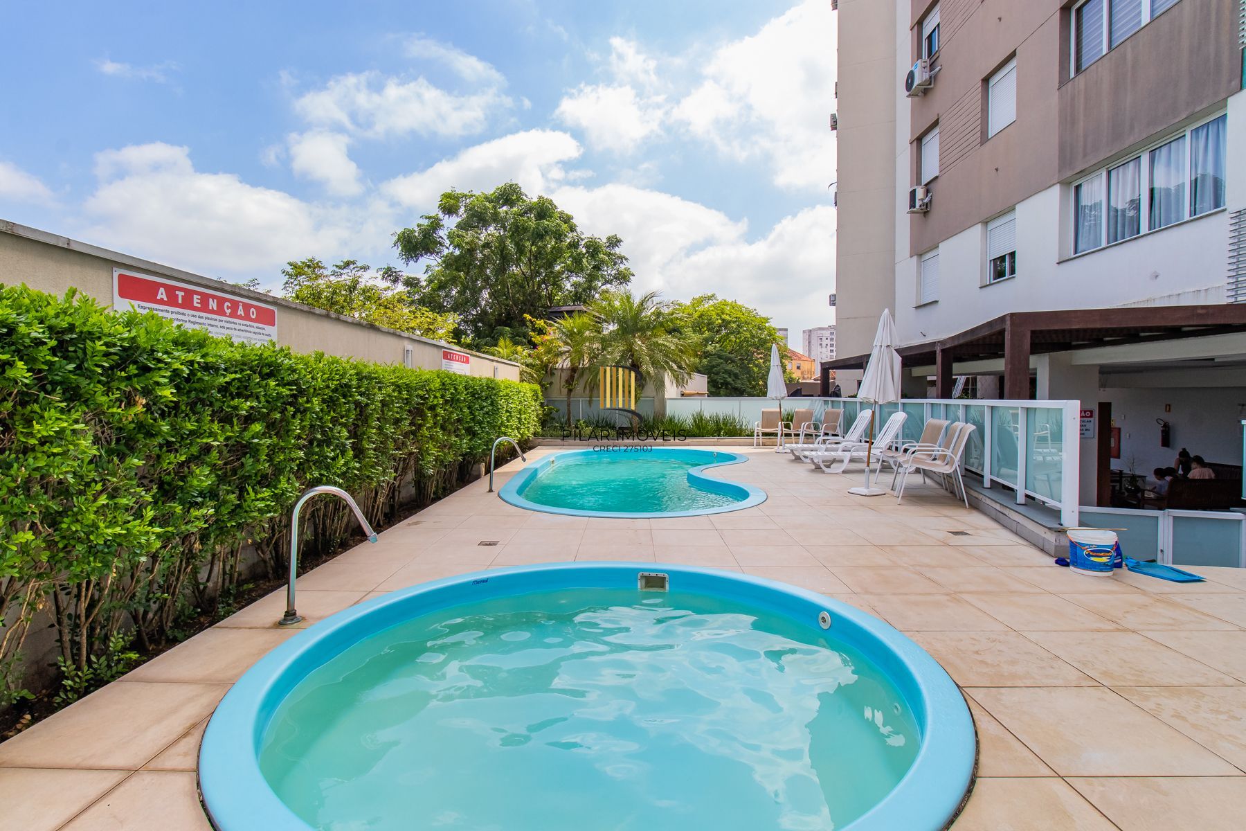 Apartamento MOBILIADO Condomínio Domingo Av. Florianópolis, 95 - Azenha