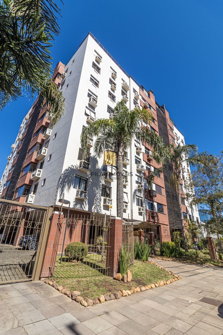 Apartamento 3 dormitórios no Menino Deus