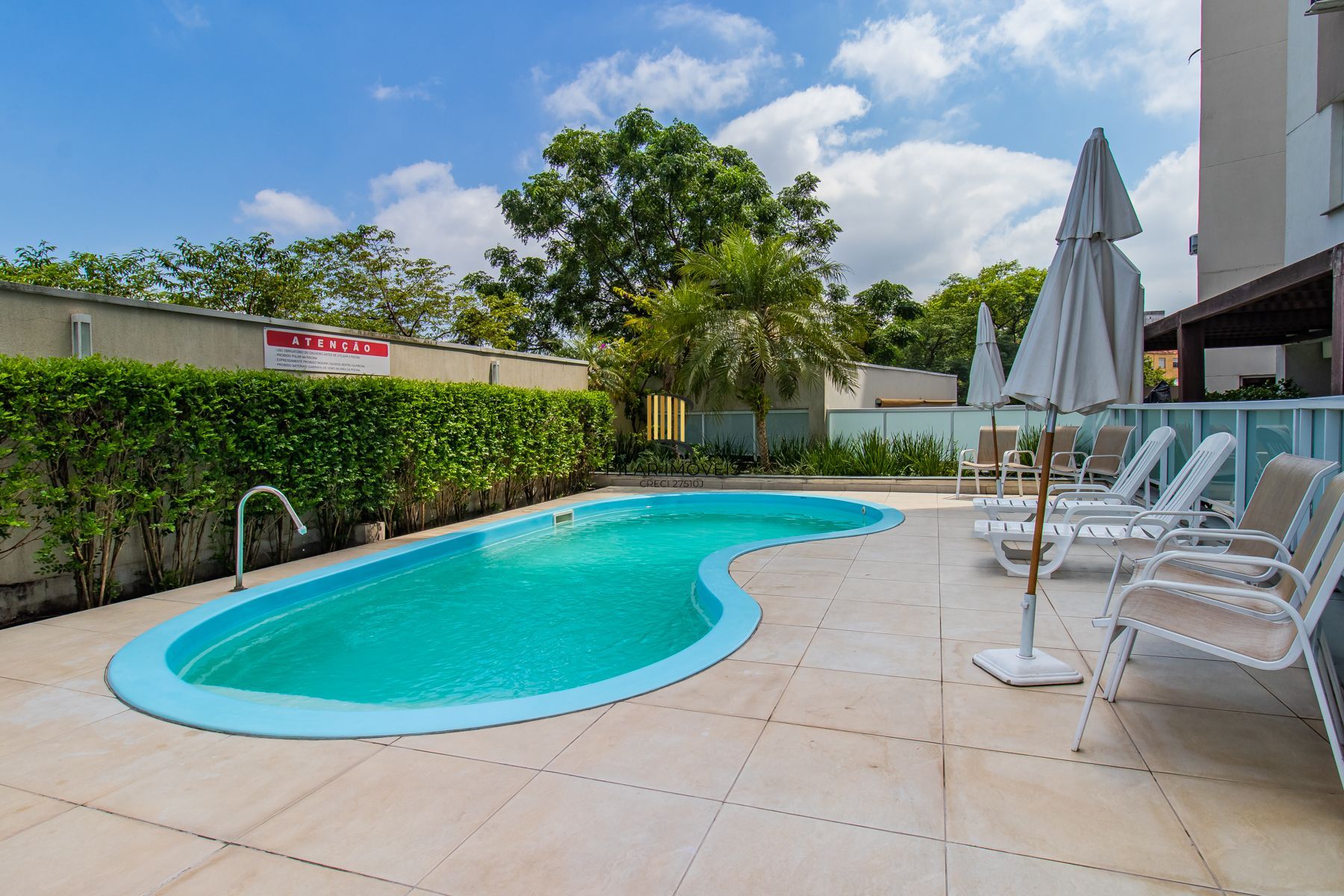 Apartamento MOBILIADO Condomínio Domingo Av. Florianópolis, 95 - Azenha