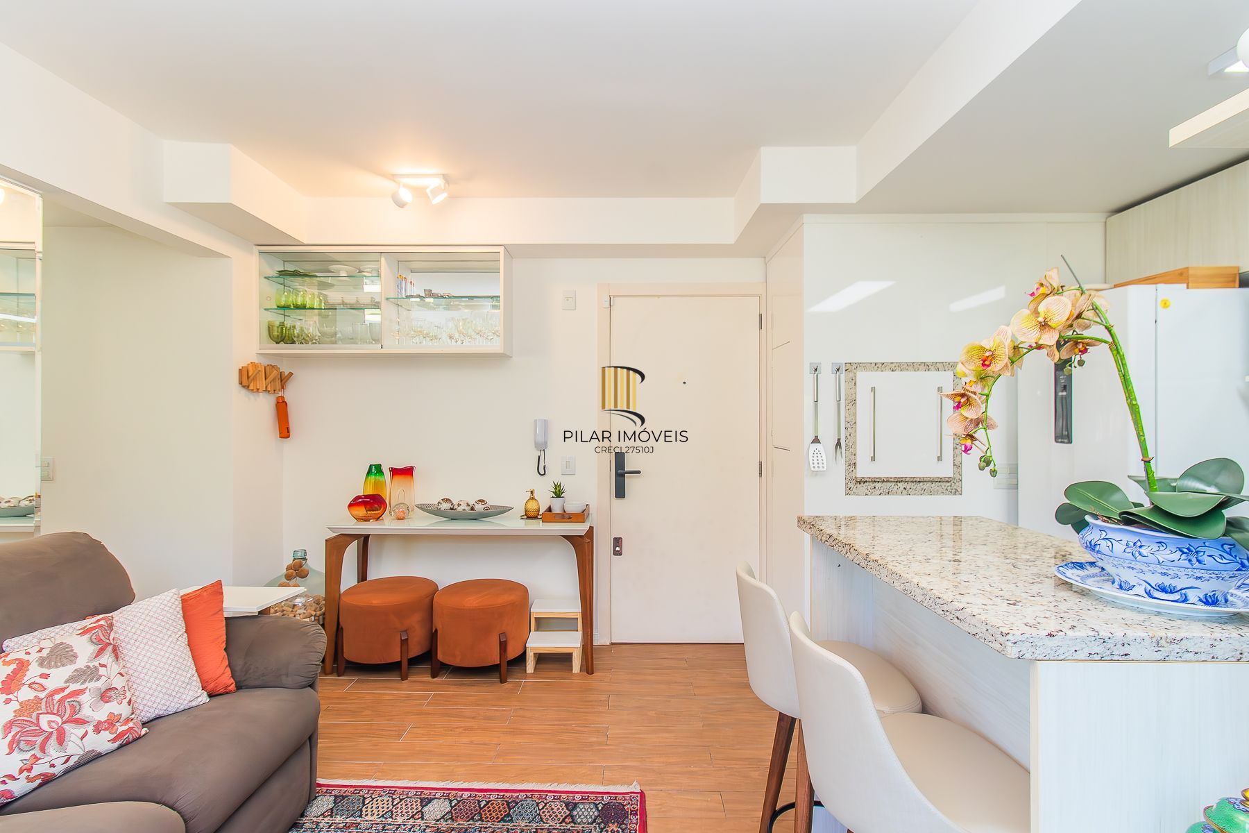 Apartamento MOBILIADO Condomínio Domingo Av. Florianópolis, 95 - Azenha