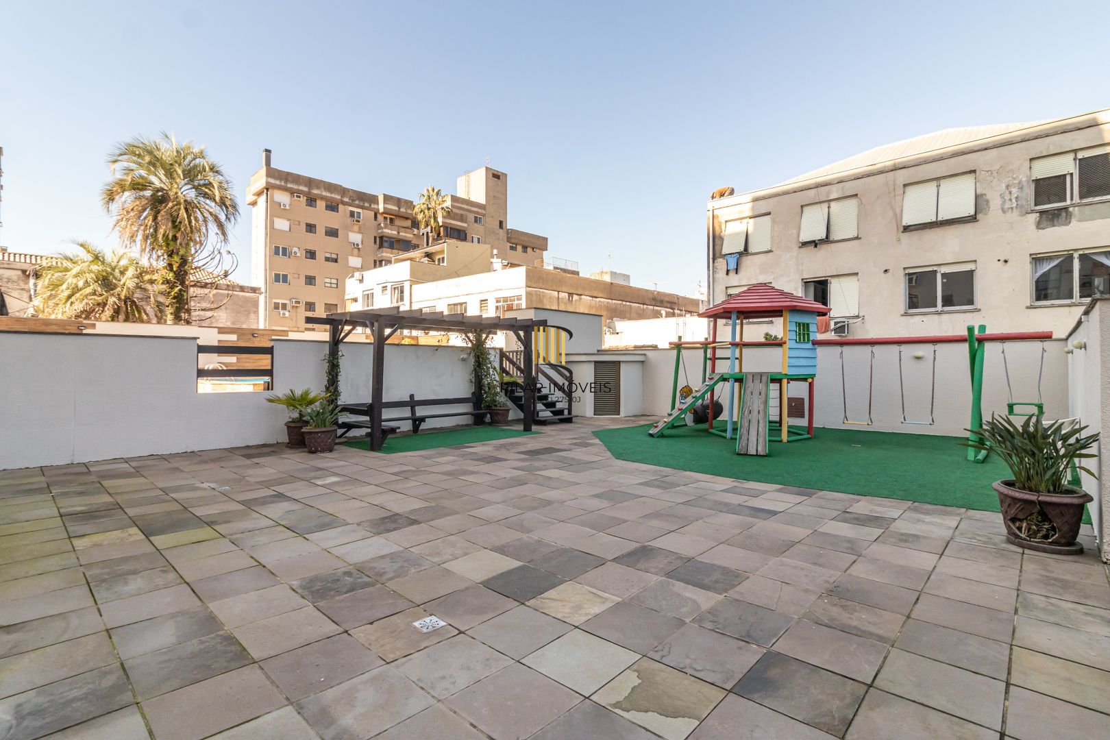 Apartamento 3 dormitórios no Menino Deus