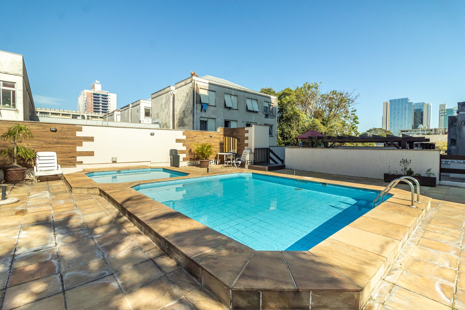 Apartamento 3 dormitórios no Menino Deus