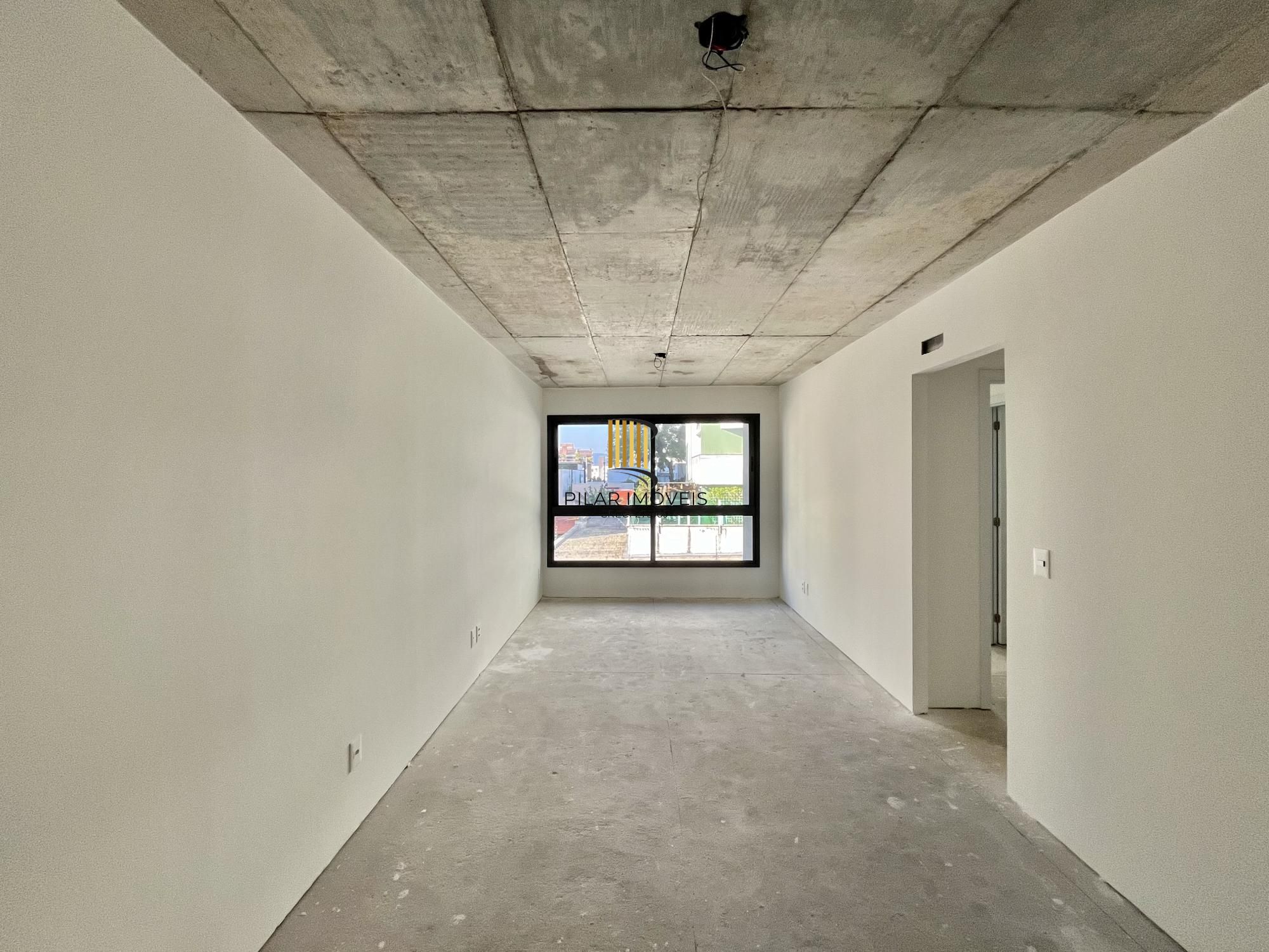 Apartamento novo 2 Dormitórios 1 vaga Rua Eça de Queiroz 800 em Petrópolis